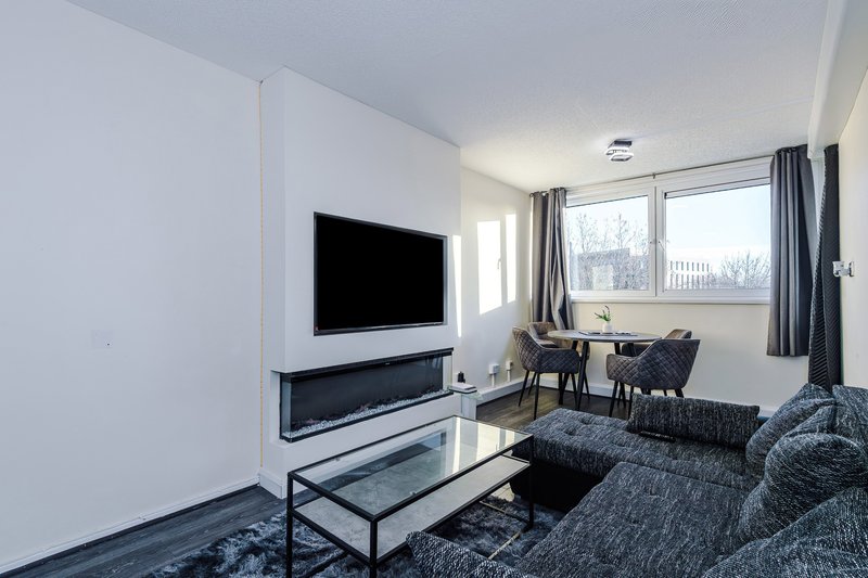 1-Bed Flat | Hulme | 5 Min to MMU & UoM | 15% Off