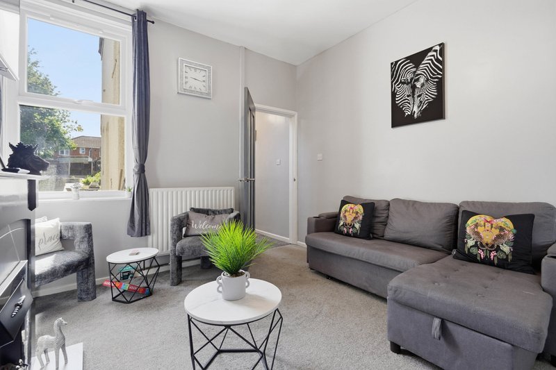 Contractor Friendly | 2-Bed Home | Free Parking