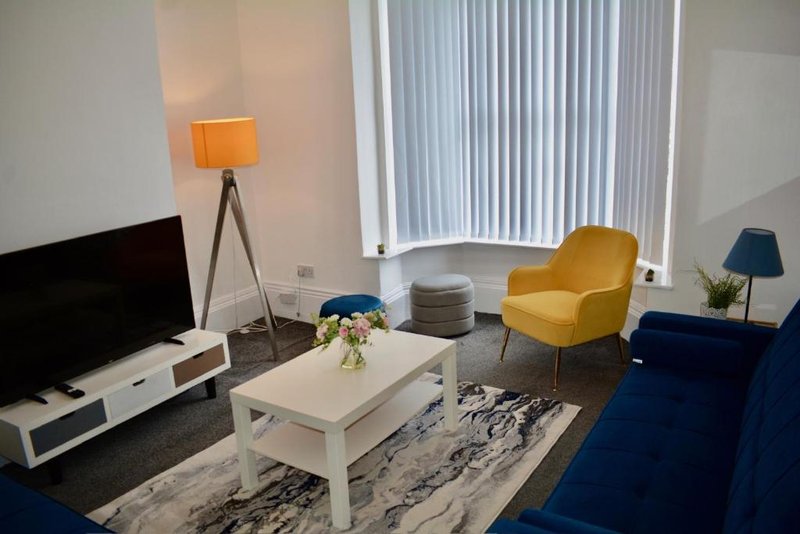 4 Bedroom House | Near City Centre