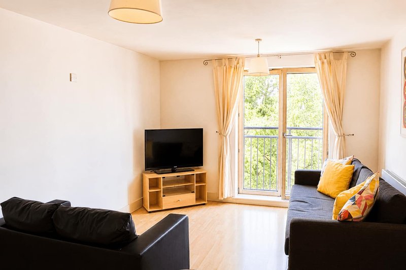 Modern Brindley Point Apartment, Near Canals & Broad Street