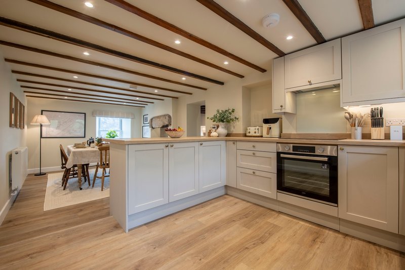 Charming 3-Bed Cottage in Stunning Yorkshire Dales Location, Swaledale - Ideal for Families & Groups