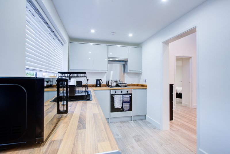 3-Bedroom House in Colchester with Six Single Beds and Driveway Parking