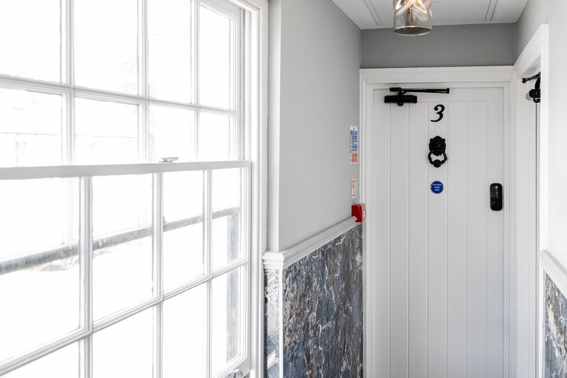 Hassle-free access to all main areas.