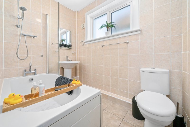 Coats Apartment Coatbridge