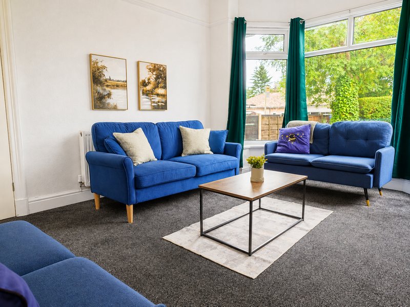 Spacious 4-Bedroom Home Greater Manchester
