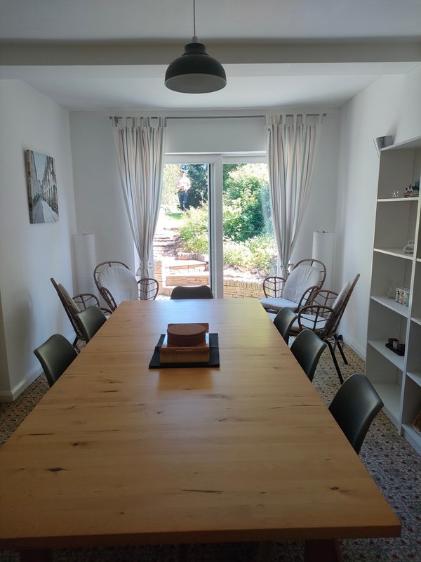 4 bed detached house beside parkland and sports facilities