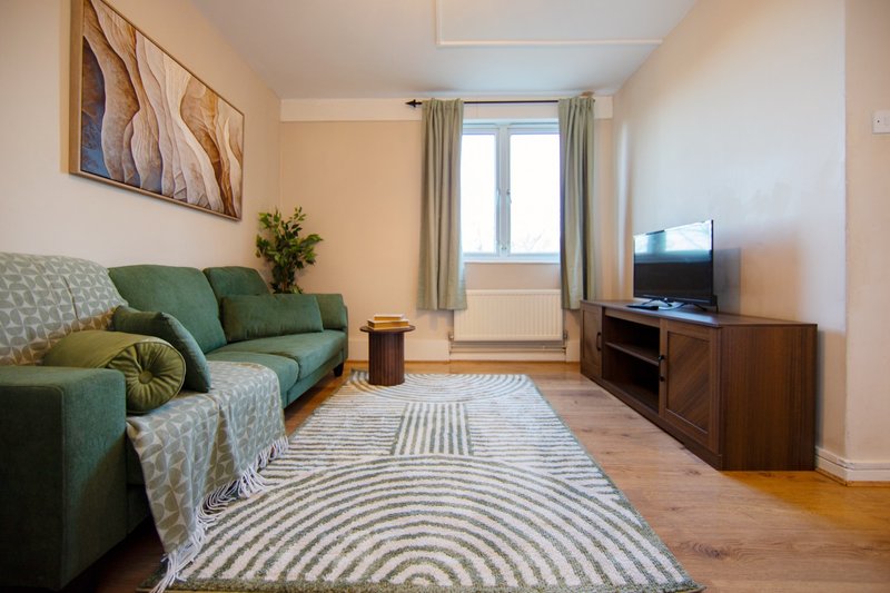4 Bedroom Maisonette near Notting Hill, London