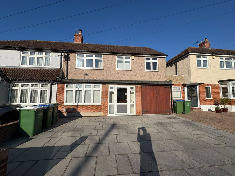 Professional House | Sidcup | Gateway to London & Kent