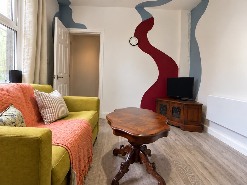 Stylish Home In Hartlepool, Free Parking & Wifi