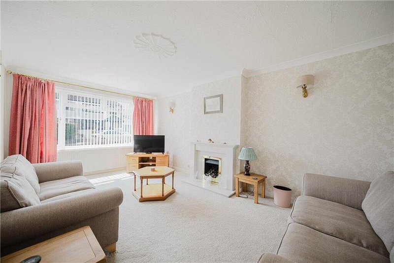 Large bright living room with 2 two large sofas 40inch TV with Virgin stream and Amazon Fire stick