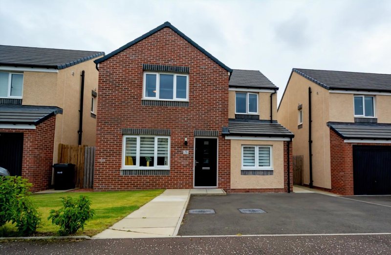 Spacious 5BR Home Near St Andrews, Golf & Parking
