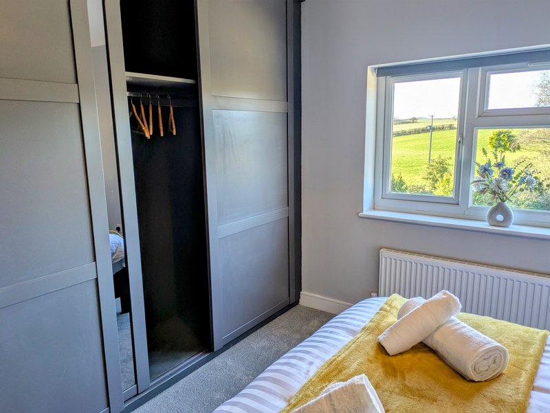Ample storage throughout the property, with spacious wardrobes and plenty of hanging space to keep belongings organised and comfortable for longer stays.