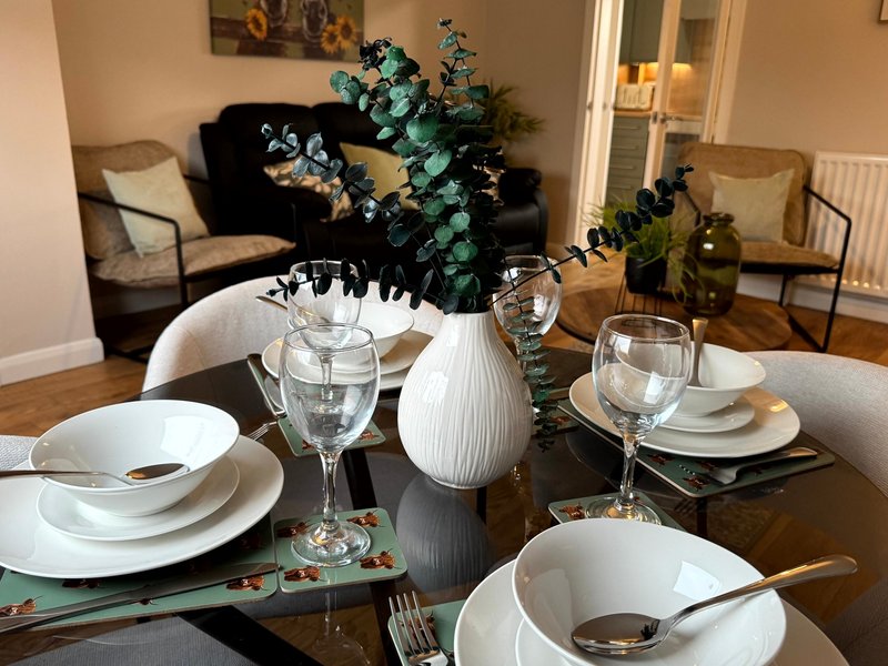 Contractor-Friendly House Near Lanark | Sleeps 4