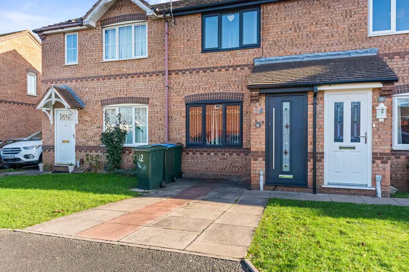 2 bed house/Coventry City/Sleeps 6/Wi-Fi/Parking
