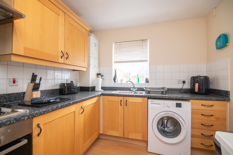 Fantastic 4 bed house with 3 bathrooms