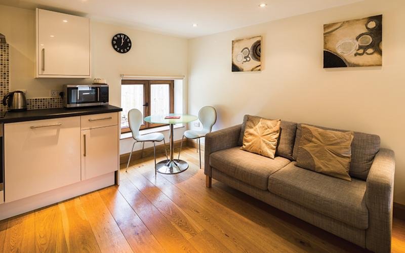 7b Ashbrook Mews - Ground-Floor Studio Apartment, Blewbury, Didcot