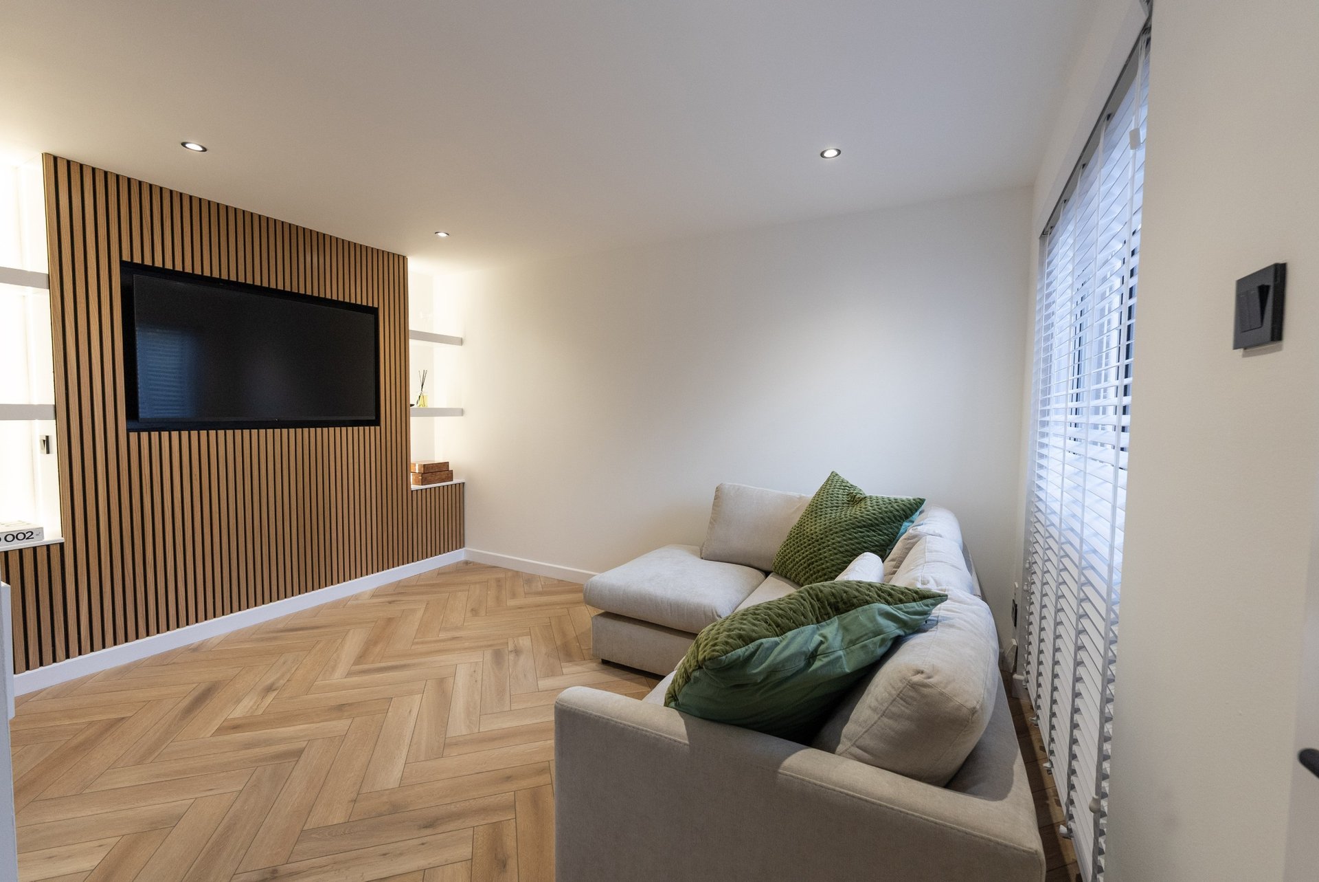 Stylish 1BR House with Garden & Parking