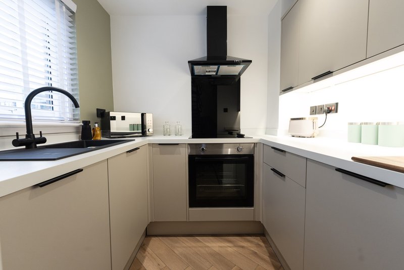 Stylish 1BR House with Garden & Parking