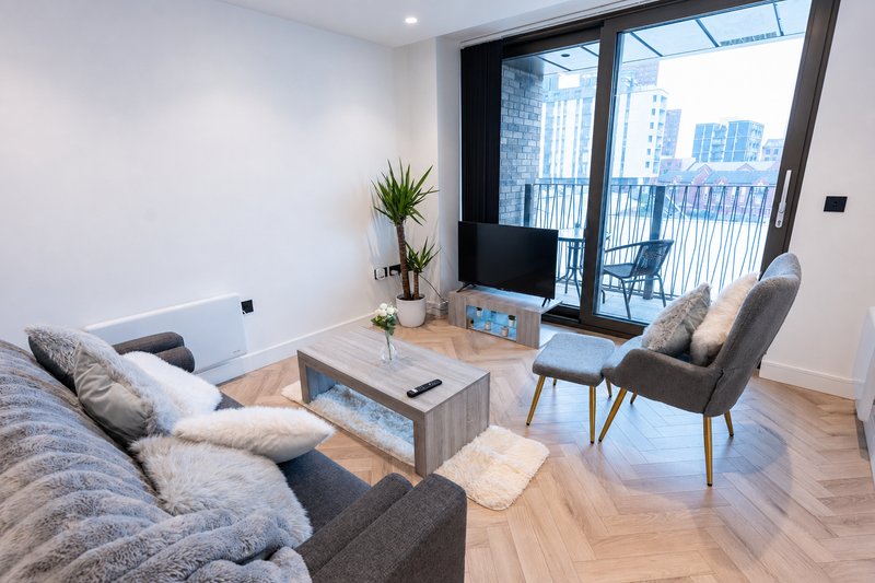 Central Manchester One-Bedroom Apartment — Bills Included, 1Gb Fibre