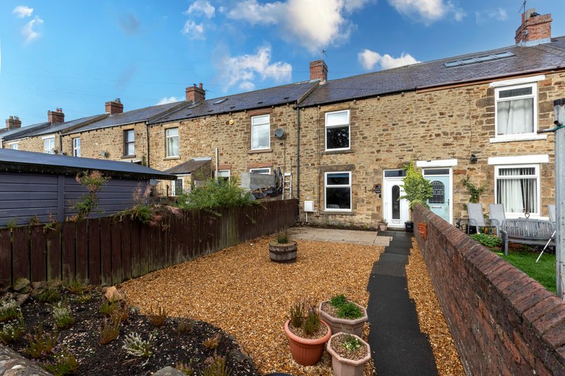 The Cosy Pavilion: Stylish 2BR Free Street Parking