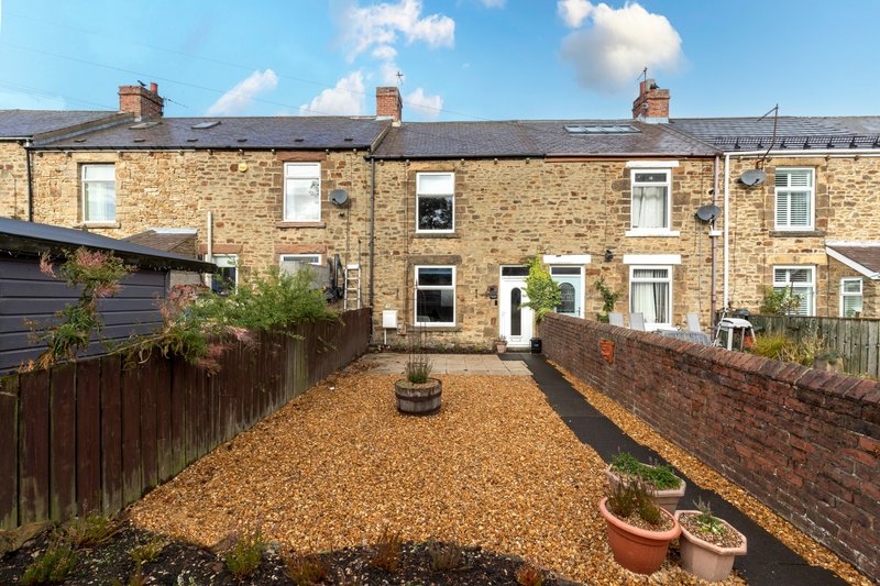 The Cosy Pavilion: Stylish 2BR Free Street Parking
