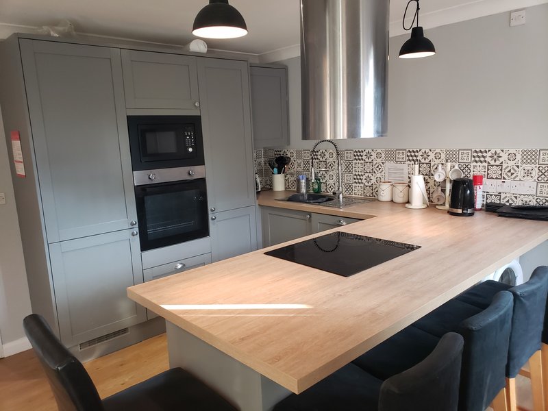 Kitchen island with breakfast bar
