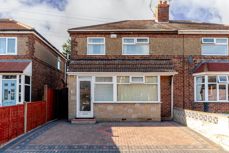 Stylish 3BR Home | Fast WiFi | Self Check-In