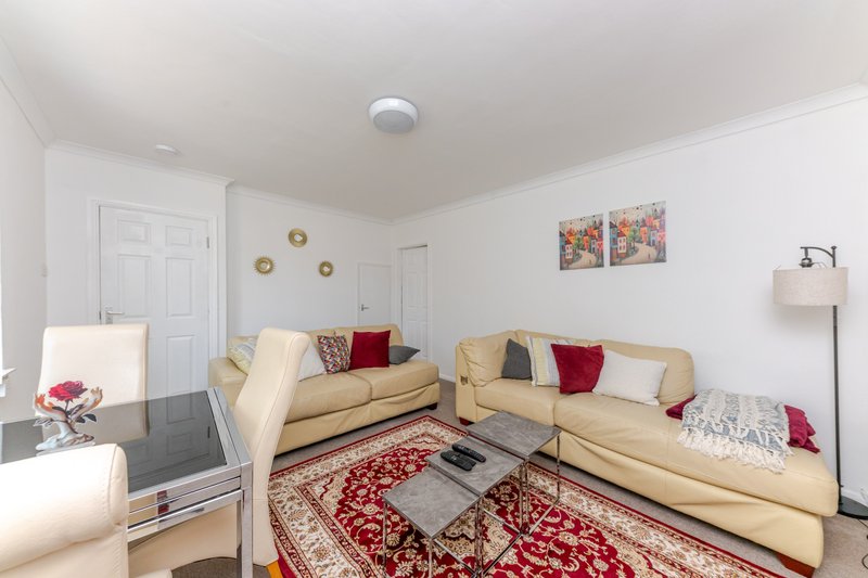 Stylish 3BR Home | Fast WiFi | Self Check-In