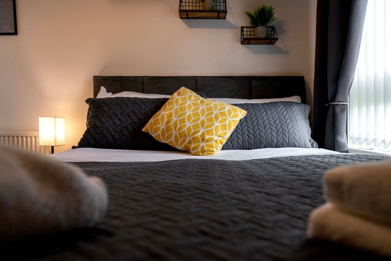 Lady Wilson Apartment Airdrie