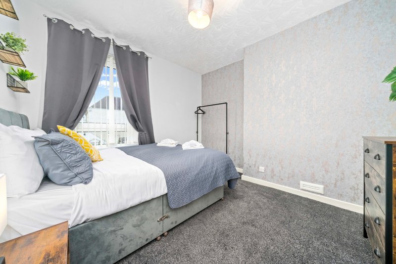 Lady Wilson Apartment Airdrie