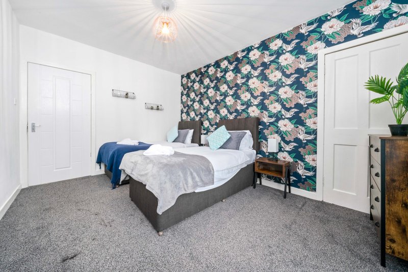 Lady Wilson Apartment Airdrie