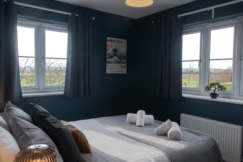 Large 5-Bed House - Perfect for Workers & Families
