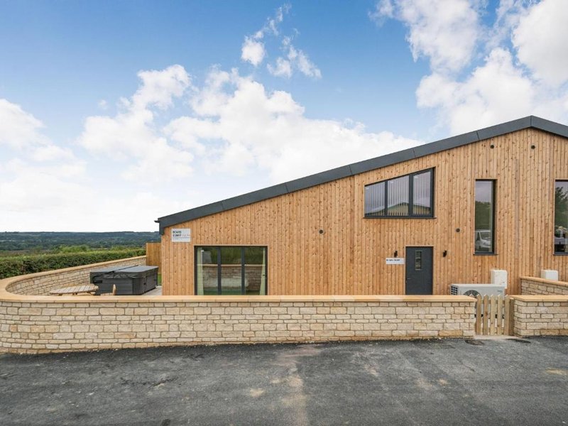 3 Bed Cotswold Property