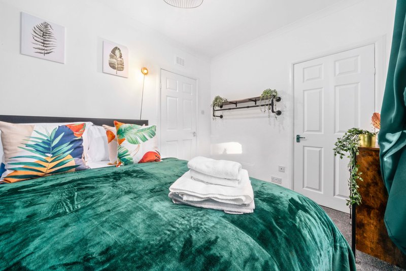 Uddingston Apartment View Park