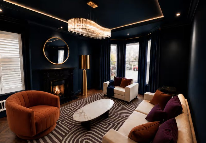 Luxury 8 Bed House | Games Room | Free Parking