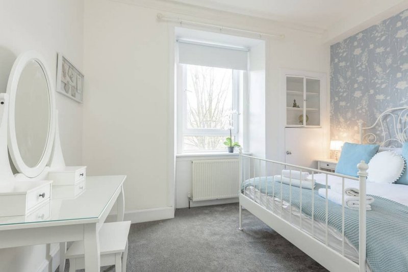 Stylish and Comfortable City Centre Apartment