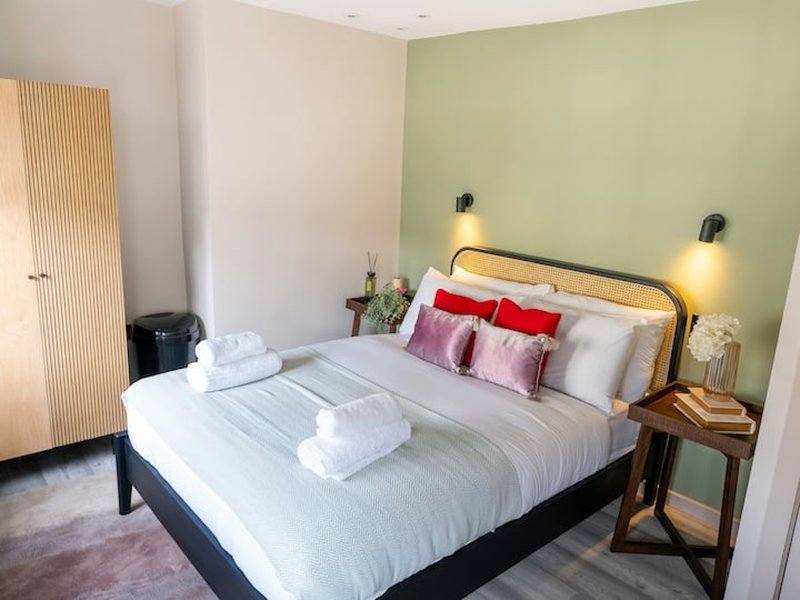 The Lighthouse Suite