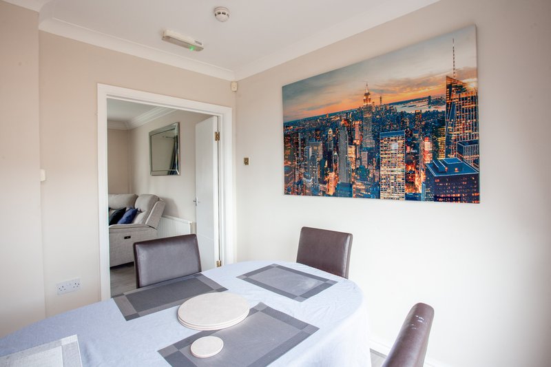 Bentley Lodge | Peaceful Family Retreat with Scenic Views & Modern Comforts
