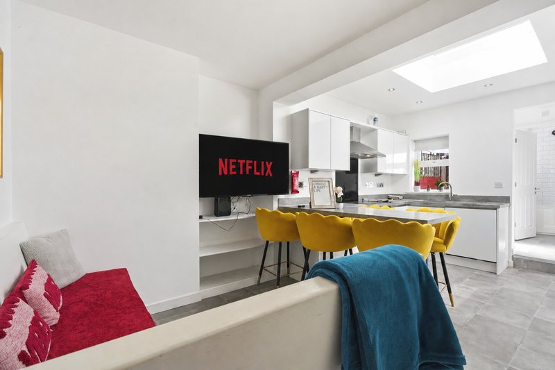 Birmingham City Centre Retreat|Free WiFi|Sleeps 7!