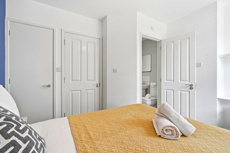Birmingham City Centre Retreat|Free WiFi|Sleeps 7!