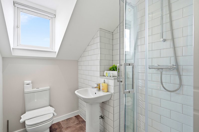 Birmingham City Centre Retreat|Free WiFi|Sleeps 7!