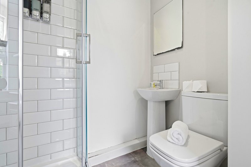 Birmingham City Centre Retreat|Free WiFi|Sleeps 7!