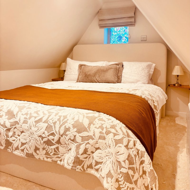 Stylish Countryside Detached Tiny House