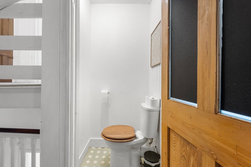 Brixton Hub - Spacious 4 Bed - Contractors Welcome