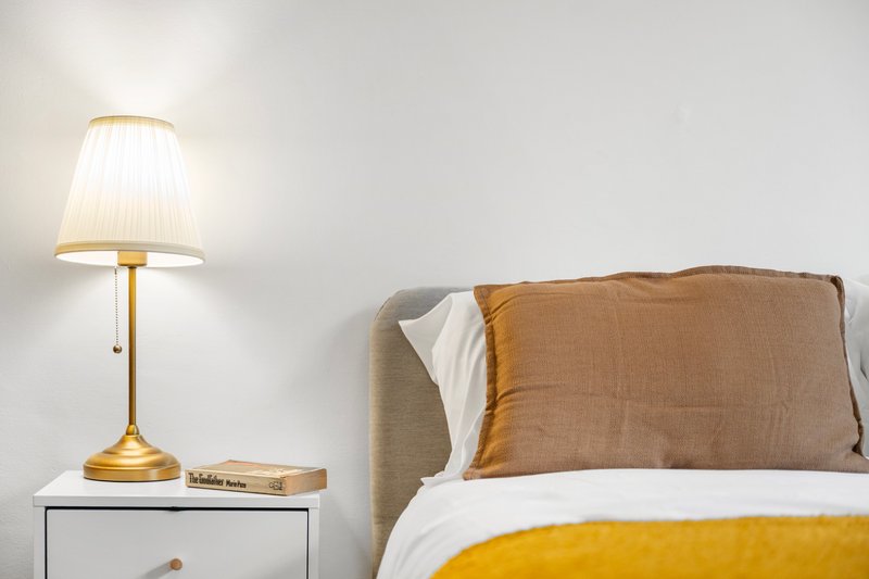 Brixton Hub - Spacious 4 Bed - Contractors Welcome