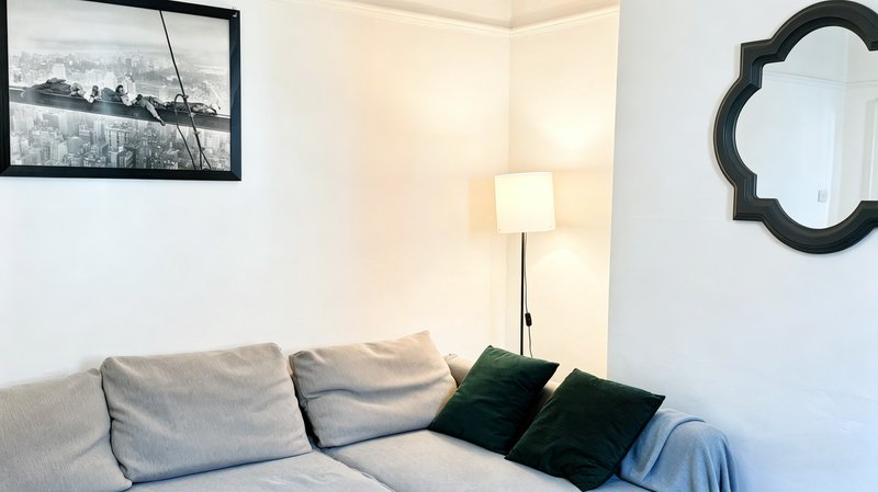 Spacious 4-Bed House | Sleeps 7 | Wallasey — Contractor Friendly