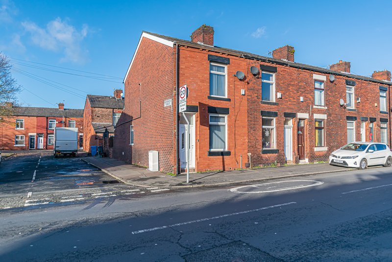 3 Bedroom House in Manchester