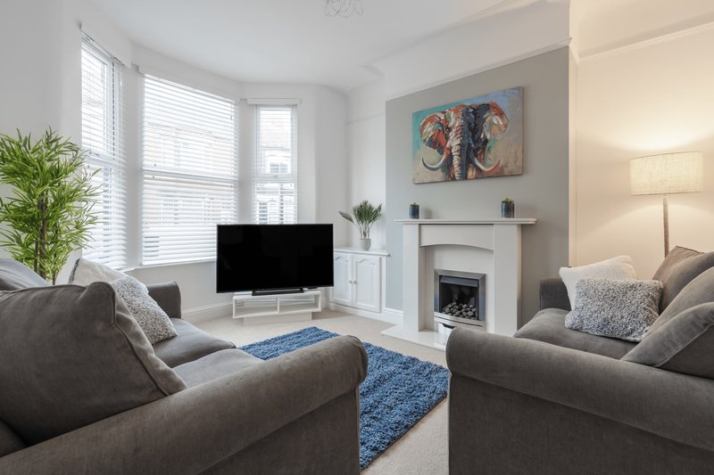 Denebank Lodge - 3 Bedroom House in Anfield
