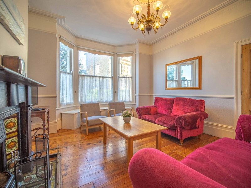 Ingledene - Big Family Heritage House, 5 beds, 2bths
