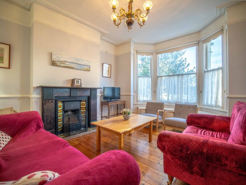 Ingledene - Big Family Heritage House, 5 beds, 2bths